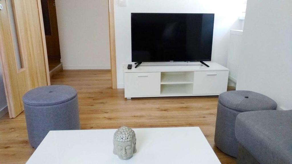 Aresko-Apartments Vidnava Eksteriør bilde